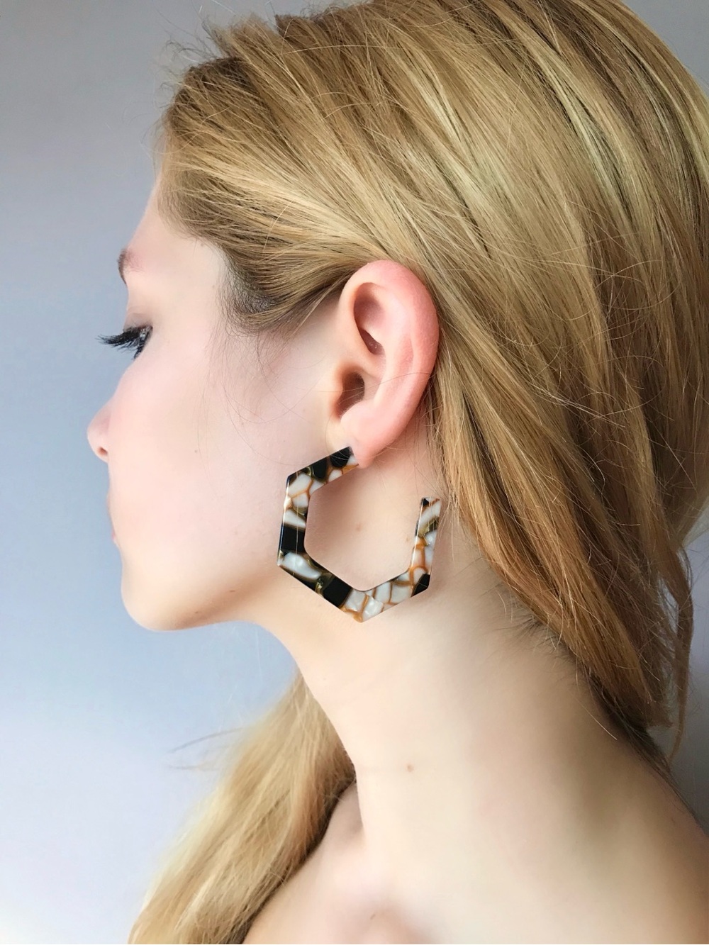 Hexagon Tortoiseshell Hoop Earrings in Brown and Cream - Women Jewelry